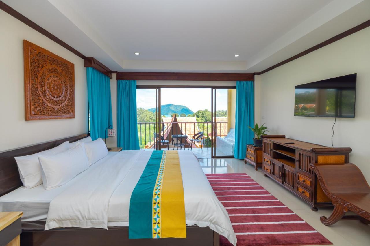 Phuket Kana International Hotel普吉岛卡娜国际酒店 Rawai Екстериор снимка
