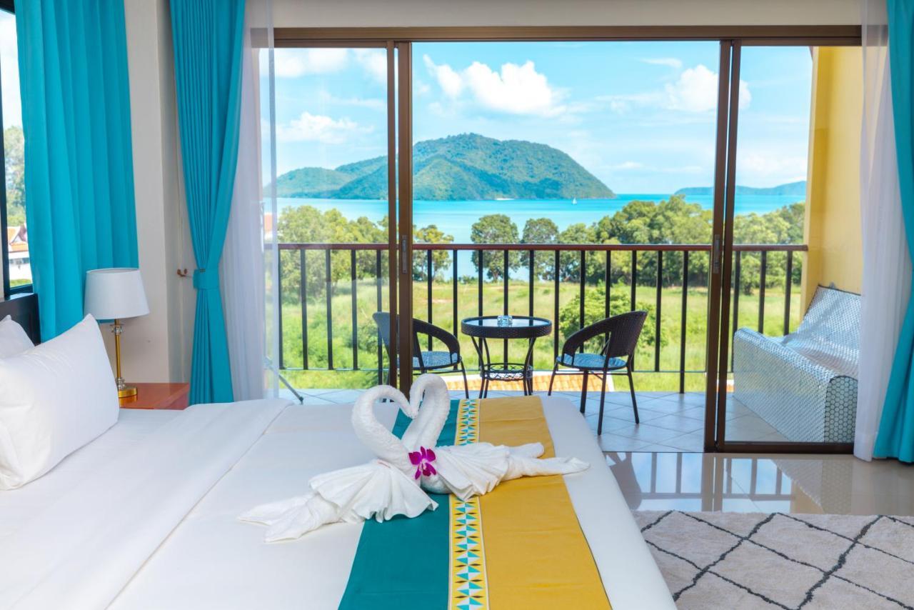 Phuket Kana International Hotel普吉岛卡娜国际酒店 Rawai Екстериор снимка