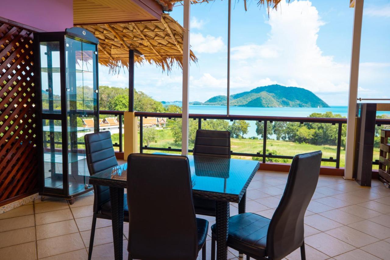 Phuket Kana International Hotel普吉岛卡娜国际酒店 Rawai Екстериор снимка