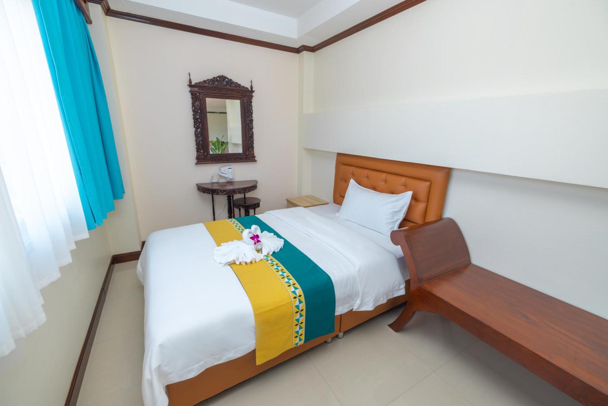 Phuket Kana International Hotel普吉岛卡娜国际酒店 Rawai Екстериор снимка