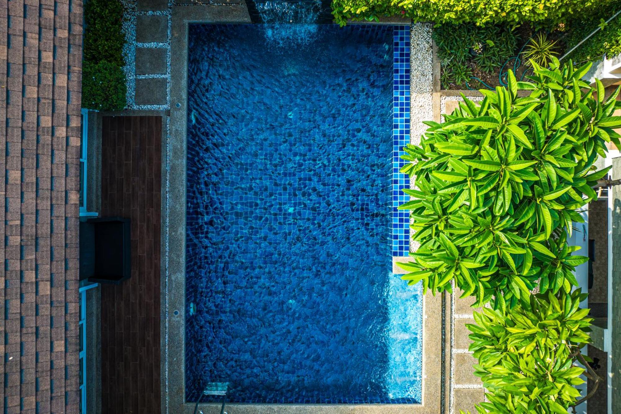Phuket Kana International Hotel普吉岛卡娜国际酒店 Rawai Екстериор снимка